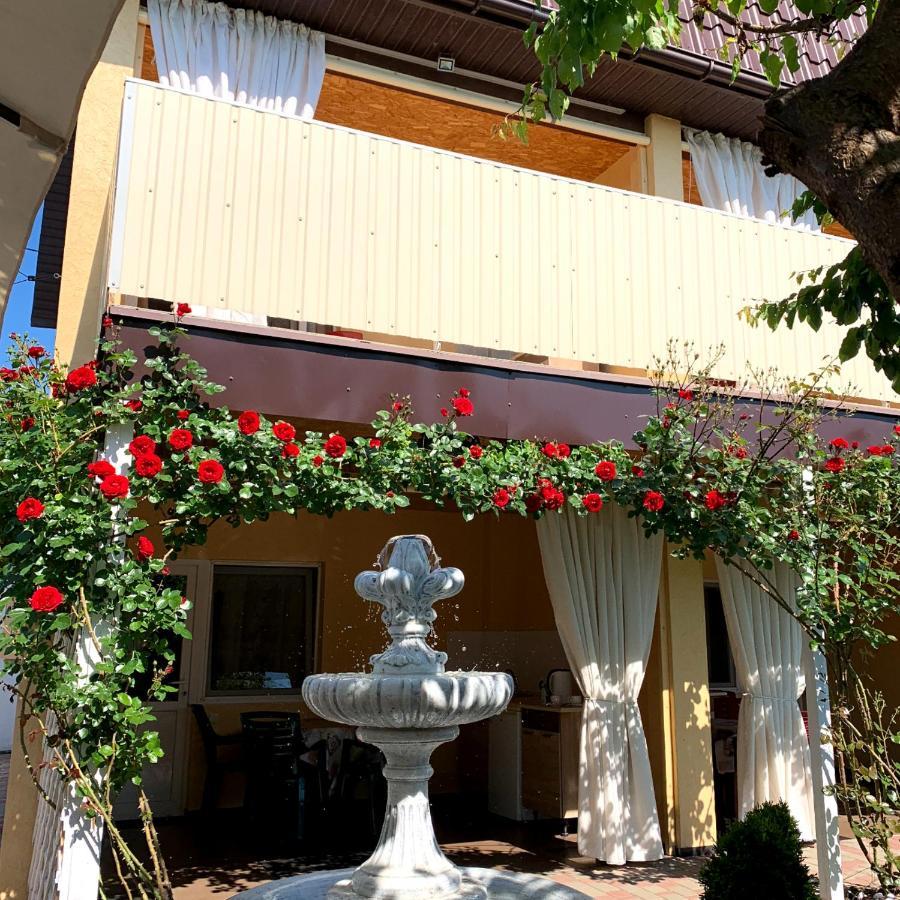 Guest House Santin Czarnomorsk Zewnętrze zdjęcie